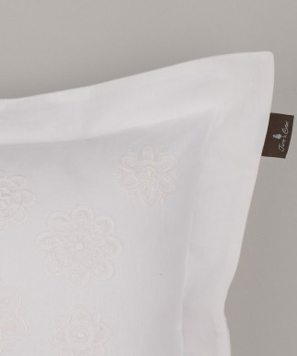 Terre-de-Coton-Hand-Embroidery-45×451