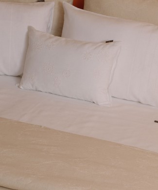 Terre-de-Coton-Paisley-Linen-Bed-Concept