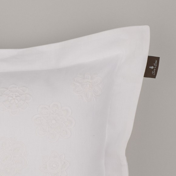 Terre-de-Coton-Hand-Embroidery-45×451